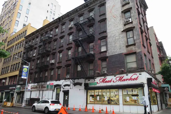 Present day photographs of Hell's Kitchen, showing tenement building